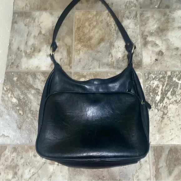 Women’s Black with Gold Details Faux Leather Shoulder  Bag Purse lots of Storage - Picture 10 of 16